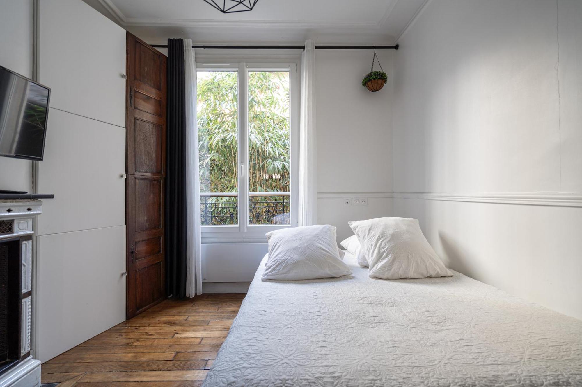 Au Marche Aux Puces De Saint Ouen Apartment Exterior photo