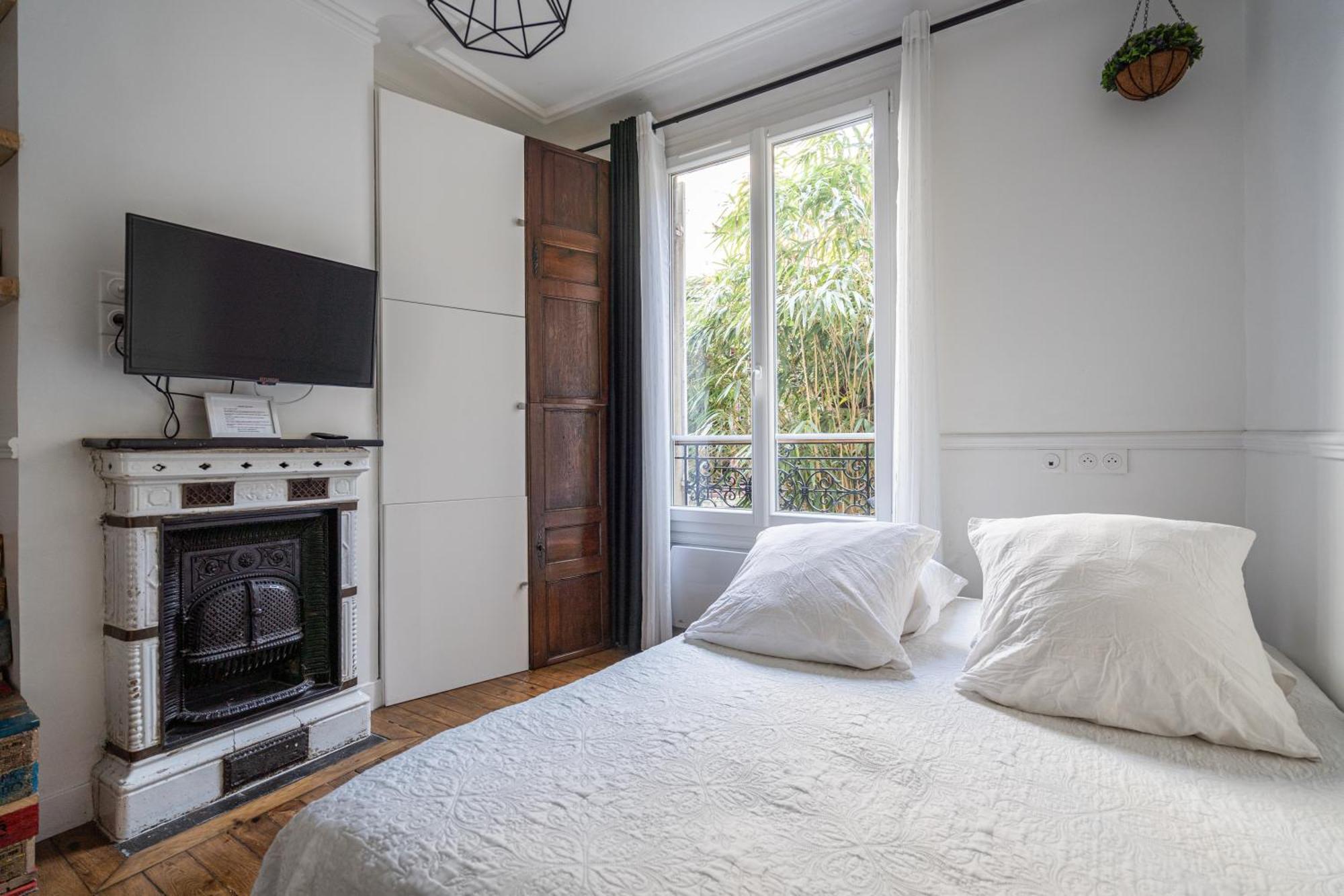 Au Marche Aux Puces De Saint Ouen Apartment Exterior photo