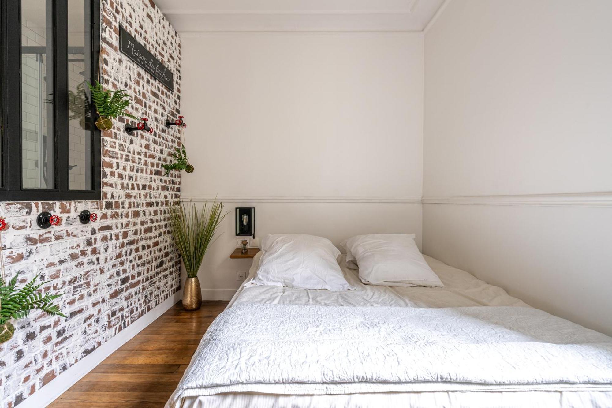 Au Marche Aux Puces De Saint Ouen Apartment Exterior photo